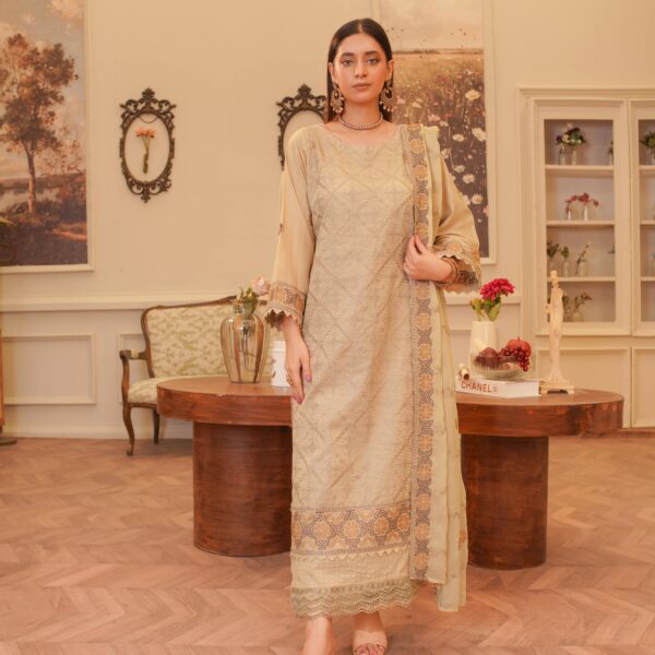 Manizay Ghulfam Premium Embroidered Bana Dora Lawn With Embroidered Crinkle Dupatta M-03