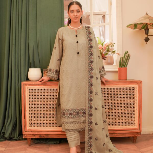 Manizay Ghulfam Premium Embroidered Bana Dora Lawn With Embroidered Crinkle Dupatta M-09