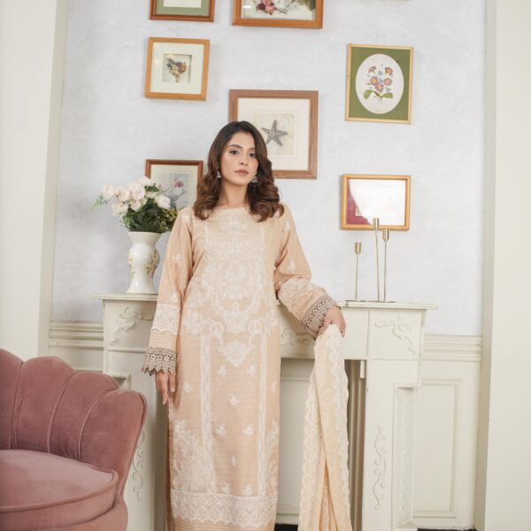 Manizay Moray Piya Premium Embroidered Bana Dora Lawn With Embroidered Crinkle Dupatta M-06