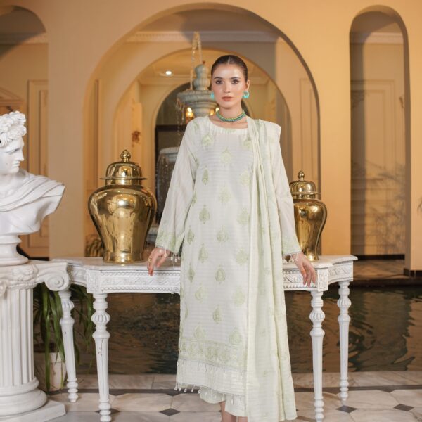Manizay Nawab Sahiba Premium Embroidered Bana Dora Lawn With Embroidered Lawn Dupatta M-08