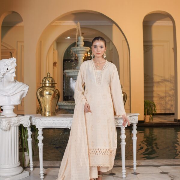 Manizay Nawab Sahiba Premium Embroidered Bana Dora Lawn With Embroidered Lawn Dupatta M-10