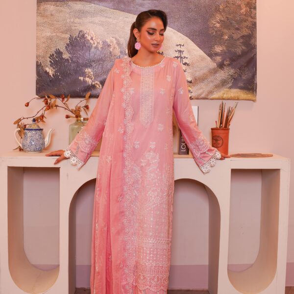 Manizay Nigaar Premium Embroidered Lawn With Embroidered Chiffon Dupatta M-09