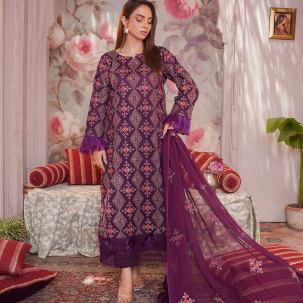 Manizay Shehar Bano Premium Embroidered Bana Dora Lawn With Pure Embroidered Crinkle Dupatta M-06