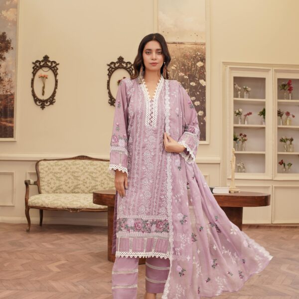 Manizay Ghulfaam Premium Embroidered Bana Dora Lawn With Embroidered Crinkle Dupatta M-03