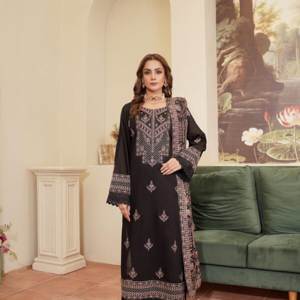 Manizay Kishore Ka Andaaz Premium Embroidered Lawn With Heavy Embroidered Crinkle Dupatta M-05