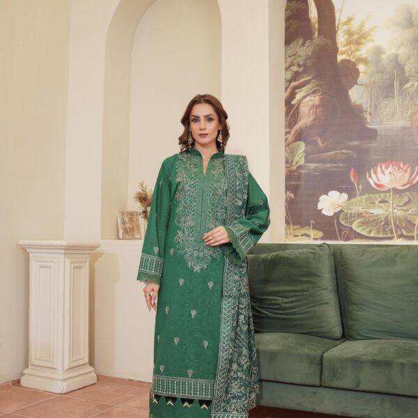 Manizay Kishore Ka Andaaz Premium Embroidered Lawn With Heavy Embroidered Crinkle Dupatta M-07