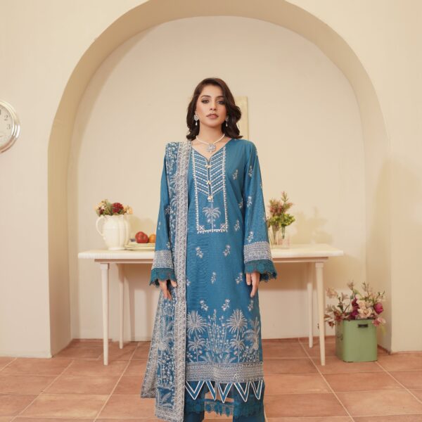 Manizay Kishore Ka Andaaz Premium Embroidered Lawn With Heavy Embroidered Crinkle Dupatta M-03