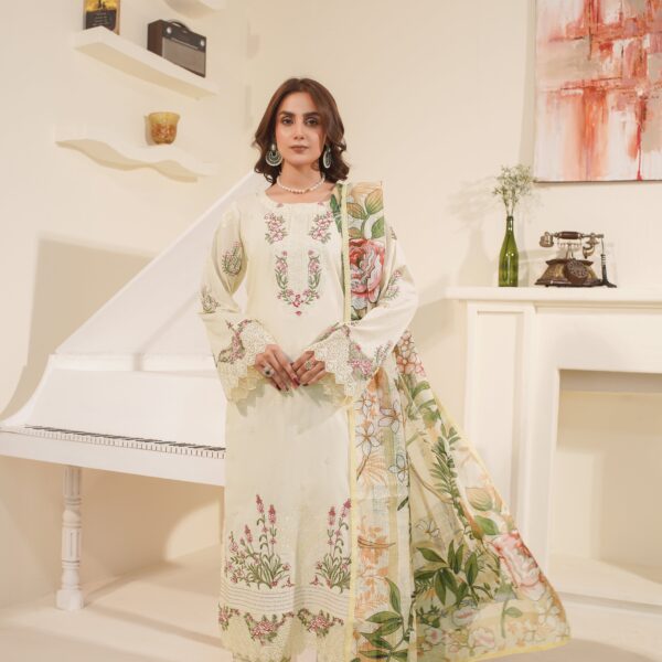 Manizay Zah E Naseeb Premium Embroidered Lawn With Digital Print Lino Kara Dupatta M-04