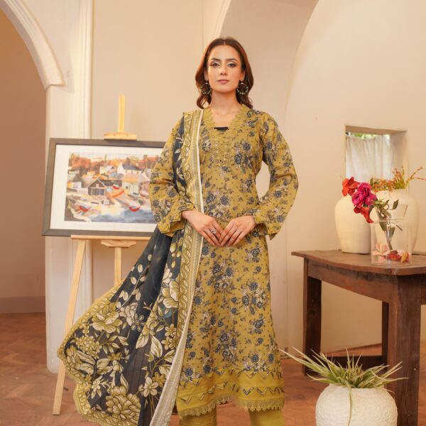 Manizay Dalaari  Premium Digital Print Bana Dora Lawn With Digital Print Voile Lawn Dupatta M-09