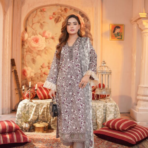 Manizay Bagh O Bahar Premium Digital Print Bana Dora Lawn With Digital Print Crinkle Dupatta M-05