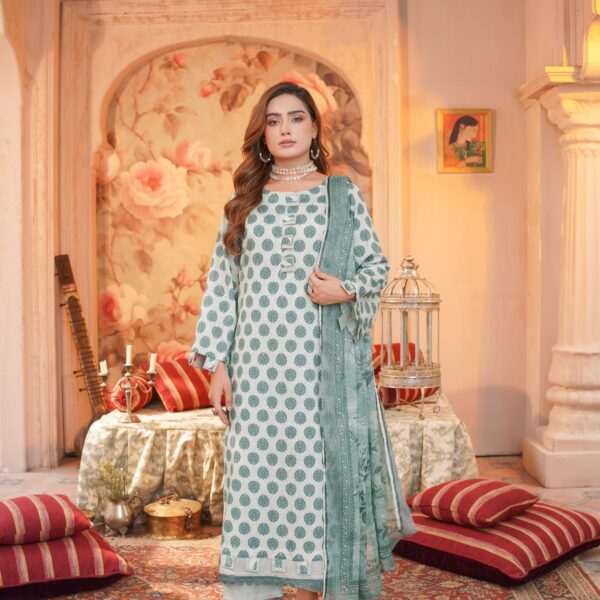 Manizay Bagh O Bahar Premium Digital Print Bana Dora Lawn With Digital Print Crinkle Dupatta M-09
