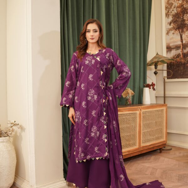 Manizay Noor Mehal Premium Embroidered Lawn With Embroidered Crinkle Dupatta M-07