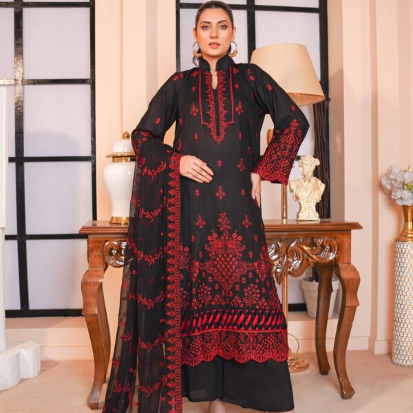 Manizay Andaaz E Hawa Premium Embroidered Karandi With Embroidered Chiffon Dupatta M-09