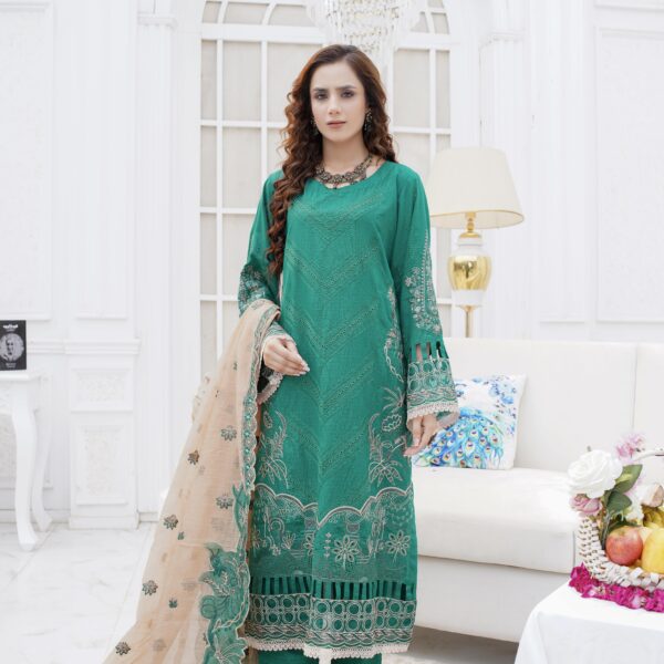 Manizay Khubsoorat Shaam Premium Embroidered Karandi With Heavy Embroidered Fancy Dupatta M-03