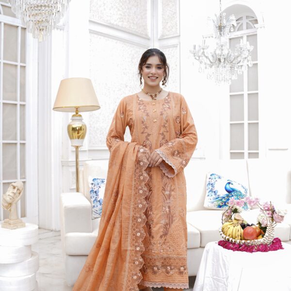 Manizay Khubsoorat Shaam Premium Embroidered Karandi With Heavy Embroidered Fancy Dupatta M-05