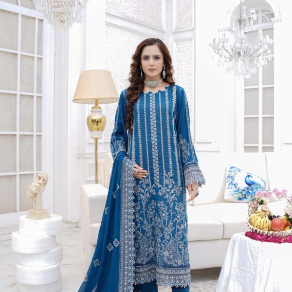 Manizay Khubsoorat Shaam Premium Embroidered Karandi With Heavy Embroidered Fancy Dupatta M-06