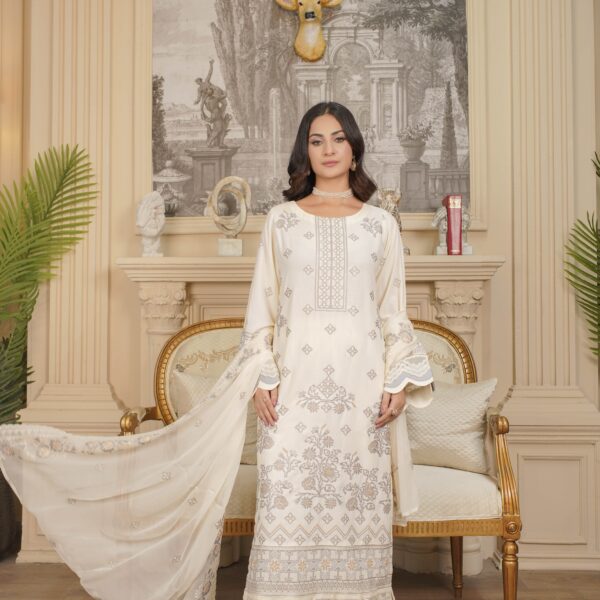 Manizay Gulfam Premium Embroidered Karandi With Embroidered Chiffon Dupatta M-09