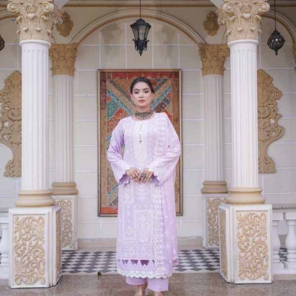 Manizay Mooray Piya Premium Embroidered Karandi With Embroidered Crinkle Bamber Dupatta M-02