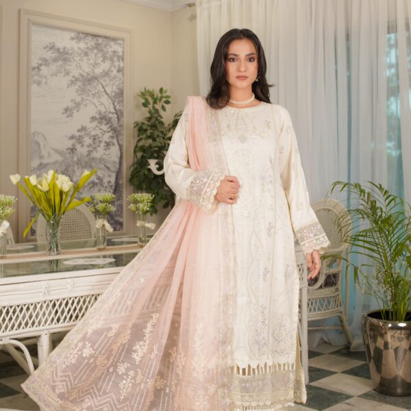 Manizay Sunehray Rang Premium Embroidered Viscos With Fancy Heavy Embroidered Pallu for Patti Dupatta M-06
