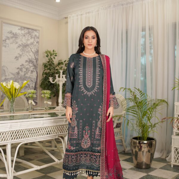 Manizay Sunehray Rang Premium Embroidered Viscos With Fancy Heavy Embroidered Pallu for Patti Dupatta M-08