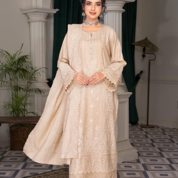 Manizay Nigah E Shokh Premium Embroidered Dhanak With Embroidered Dhanak Shawl M-09