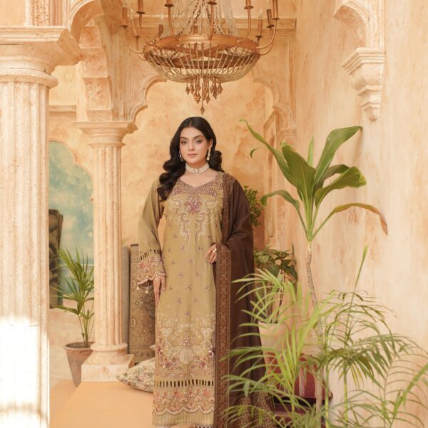 Manizay Bandhan Premium Embroidered Peach Leather With Pure Pashmina Shawl M-05