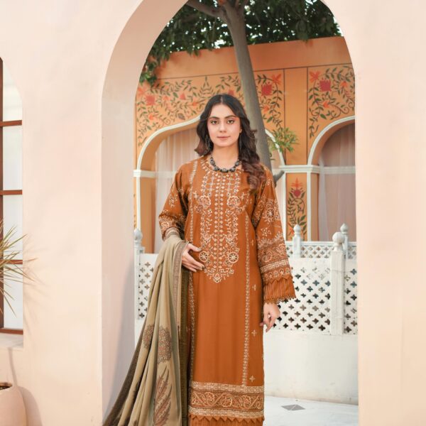 Manizay Khowab Nagar Premium Embroidered Peach Leather With Pure Pashmina Shawl M-06
