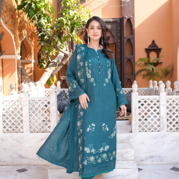 Manizay Miraas Premium Embroidered Peach Leather With Embroidered Wool Shawl M-05