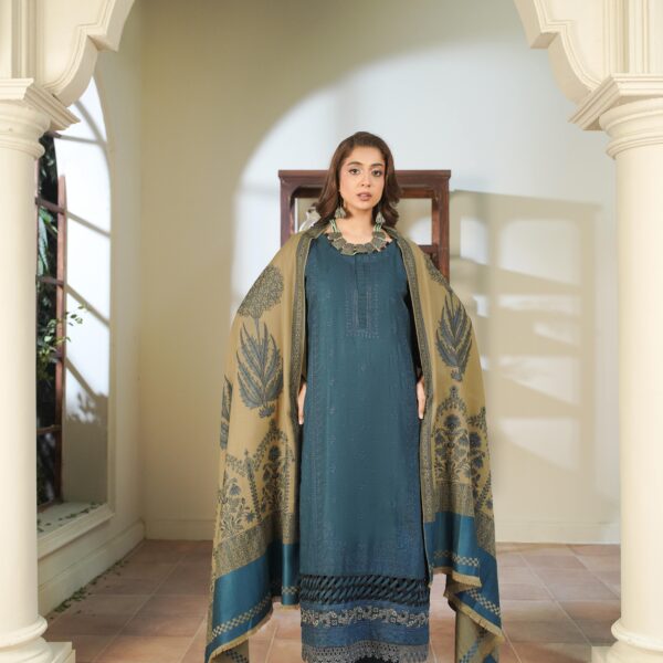 Manizay Rang Ashnai Premium Embroidered Peach Leather With Pure Pashmina Shawl M-10