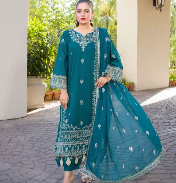 Gul-e-Nayab - MANIZAY Premium Embroidered Lawn With Heavy Embroidered Crinkle Dupatta M-03