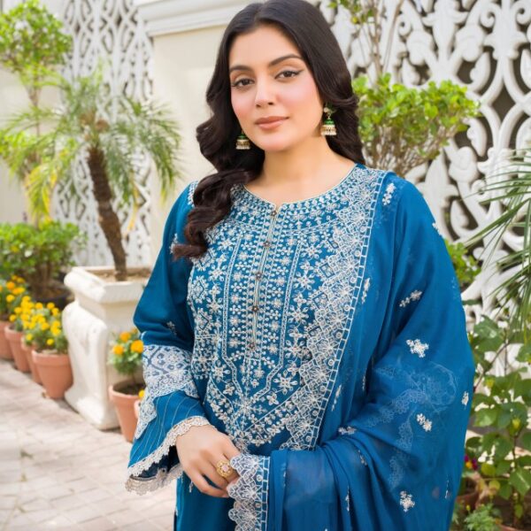 Gul-e-Nayab - MANIZAY Premium Embroidered Lawn With Heavy Embroidered Crinkle Dupatta M-05