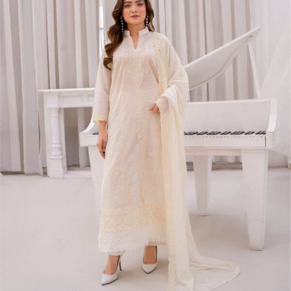 Manizay Nau Bahar Premium Embroidered Chikenkari Lawn Collection With Embroidered Pure Crinkle Dupatta M-02