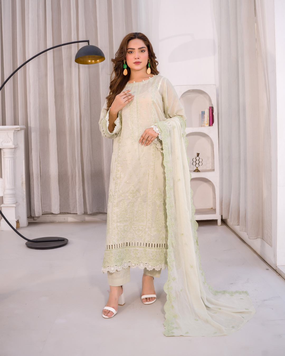 Manizay Nau Bahar Premium Embroidered Chikenkari Lawn Collection With Embroidered Pure Crinkle Dupatta M-06