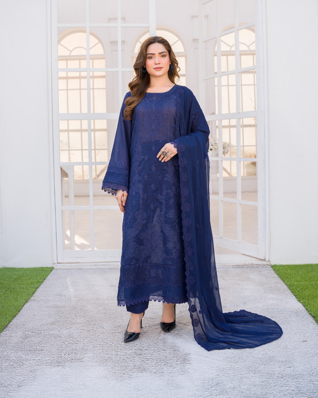 Manizay Nau Bahar Premium Embroidered Chikenkari Lawn Collection With Embroidered Pure Crinkle Dupatta M-07